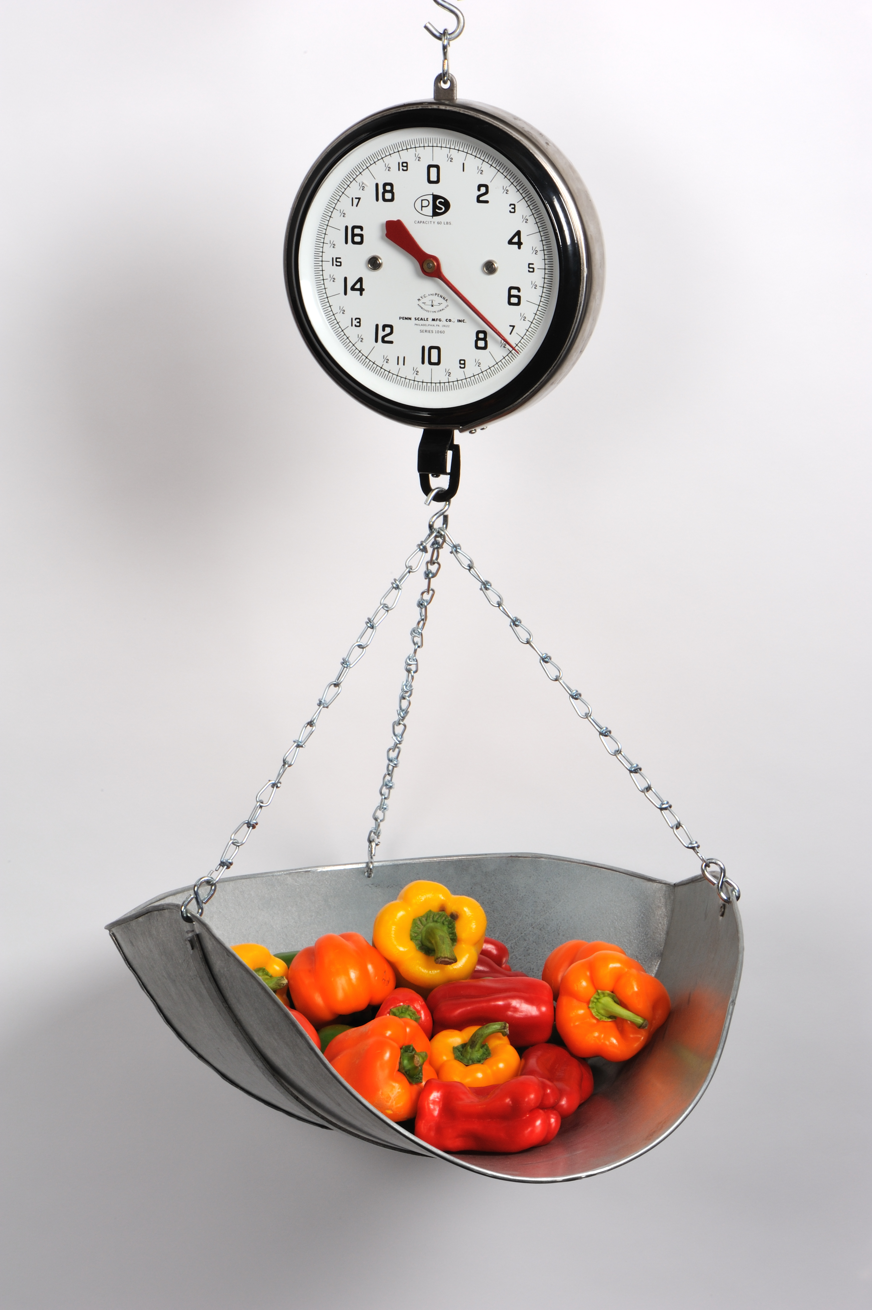 1060 VG 60 lb hanging scale with galvanized steel vegetable scoop by Penn Scale, made in USA